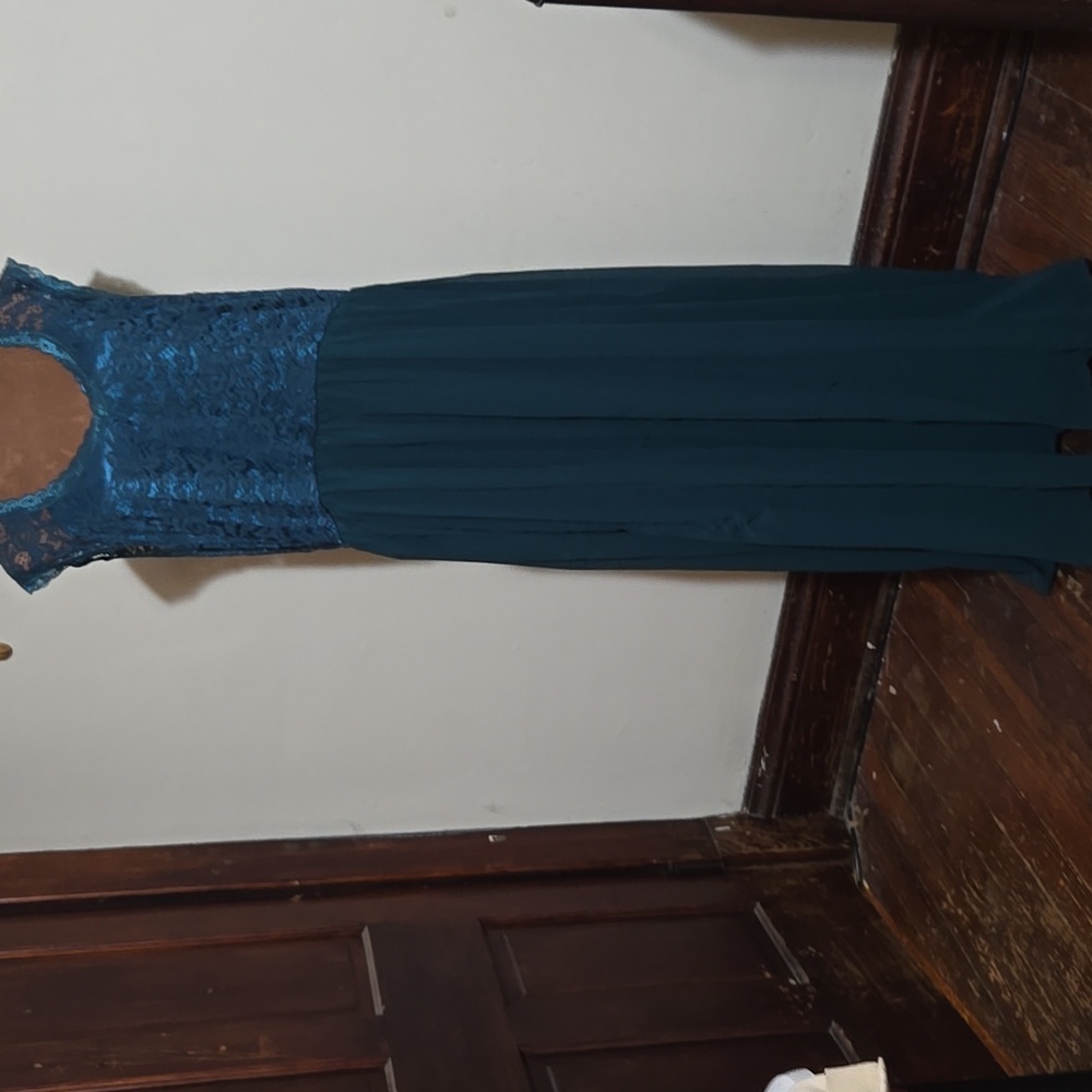 B67 Formal Length Teal Dress Sz 22W  Sleevelace Lace Top Pullover Flowy Holiday